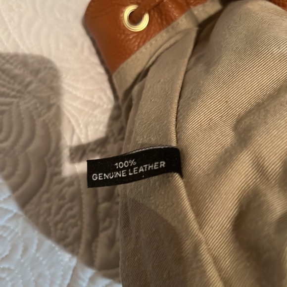 Ora Delphine bucket bag - Picture 16 of 16